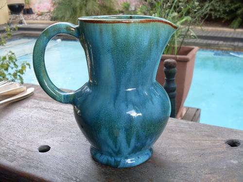 LINNWARE JUG A BEAUTIFUL VINTAGE COLLECTABLE PIECE FROM THE LADIES OF OLIFANTSFONTEIN CERULEAN +++