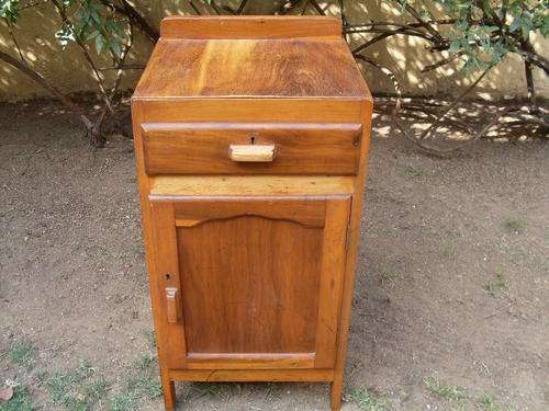 VINTAGE BEDSIDE CABINET IN A NUTSHELL. ONE DRAWER AND ONE SHELF