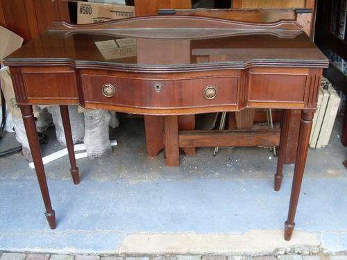 DARE I SAY "REGENCY STYLE" VINTAGE MAHOGANY VENEER CONSOLE TABLE WITH DRAWER & GLASS TOP