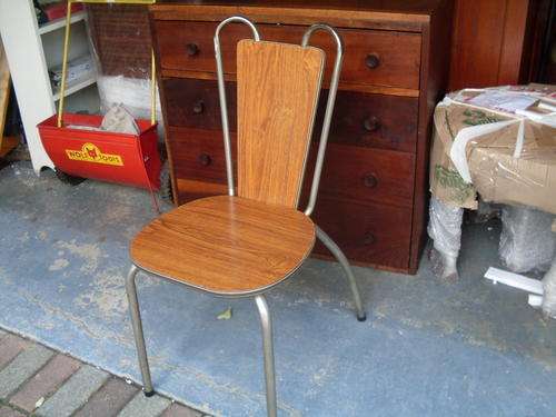 POSITIVELY THE MOST STYLISH WITH PIZAZZ RETRO 1960'S?? PANELITE / FORMICA KITCHEN CHAIR. WOW!
