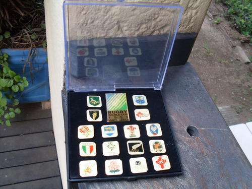 ALMOST VINTAGE 1995 RUGBY WORLD CUP MEMORABILIA,  BOXED SET OF LAPEL PIN BADGES OF COMPETING NATIONS