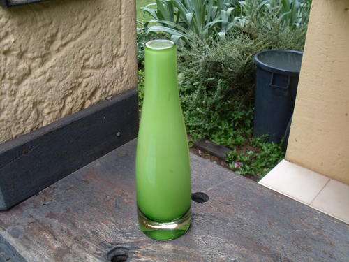 LOVELY GREEN GLASS BUD TYPE VASE WITH WHITE LINED INTERIOR
