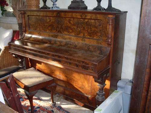 FOR BUYER BLAKE16 ONLY  ANTIQUE ART NOUVEAU CAROL OTTO BERLIN UPRIGHT PIANO BURR WALNUT CASE