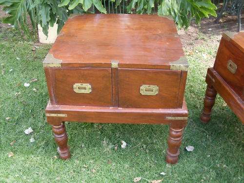 2ND CONTEMPORARY, MADE TO LOOK ANTIQUE LARGE SIDE / LAMP SOLID WOOD TABLE 4 DRAWERS & BRASS DETAIL