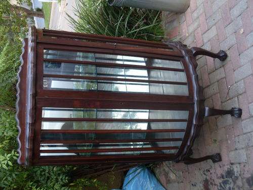 EXQUISITE VINTAGE BALL & CLAW SHOW OR DISPLAY PIECE,  WOOD PANEL DETAIL HALF MOON SHAPE. WORTHWHILE
