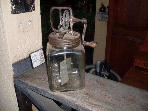 ANTIQUE??? VINTAGE FOR SURE, LARGE COLLECTABLE BLOW BUTTER CHURN MADE IN ENGLAND MARKED 4/40