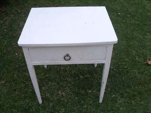 VINTAGE RETRO SINGLE WHITE PAINTED BEDSIDE TABLE ONE DRAWER (USE IN BATHROOM ETC)