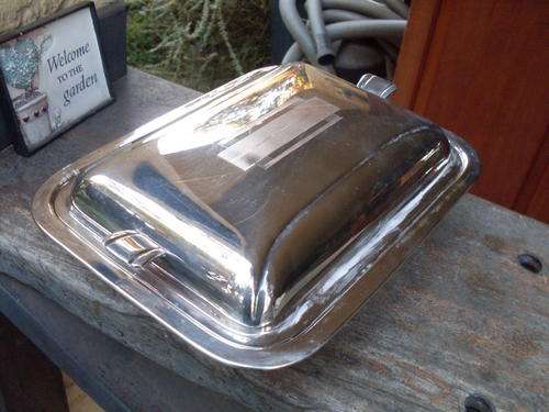 A LOVELY VINTAGE ART DECO WITH PATTERN & GORGEOUS HANDLES SILVER PLATED SERVING DISH PLUS LID