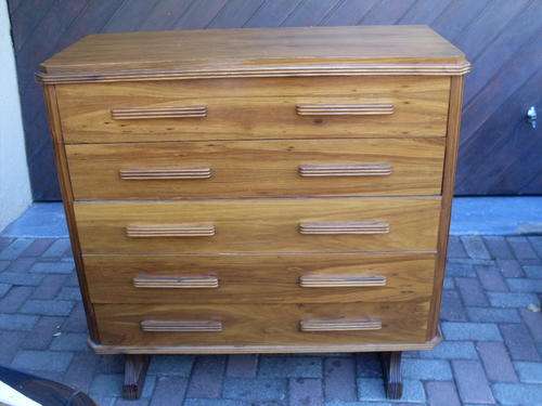 THIS IS A LOOKER! STUNNING VINTAGE KIAAT FINISH CHEST OF DRAWS. A REAL HUNK
