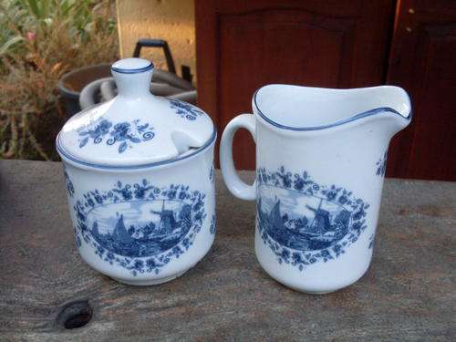 M DELFT BLAAU OUDE MOLEN FABRIEK BLUE & WHITE TRANSFER PRINT DUTCH SCENES SUGAR BOWL & CREAMER