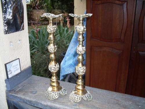 LOVELY PAIR OF TALL BRASS CANDLESTICK HOLDERS WITH ORNATE & PIERCED DESIGN