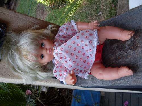 FIRST LOVE DOLL? BEAUTIFUL BLONDE ROOTED HAIR BEAUTY. OPEN SHUT BLUE EYES PIVOTAL TORSO DOLL WOW!