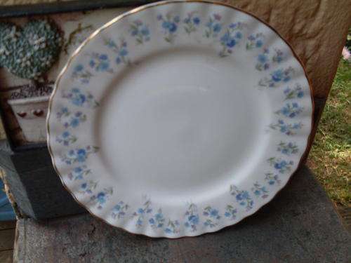 ANOTHER ROYAL ALBERT VINTAGE 1965  BEAUTY! MEMORY LANE SIDE PLATE BLUE DAINTY FLORAL. WONDERFUL!