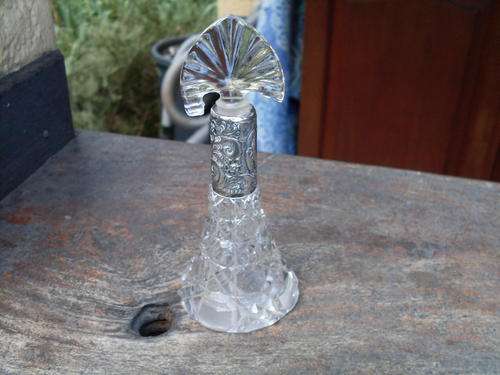 LONDON ANTIQUE 1913 SILVER COLLARED CUT?? GLASS  SCENT/PERFUME BOTTLE + LID,  DAMAGE