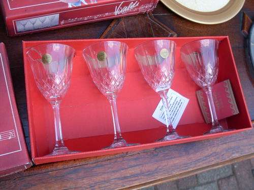 SUPERLATIVE BOXED SET (4) "VIVALDI" CAPRI ITALY 24% LEAD CRYSTAL WHITE WINE?? GLASSES