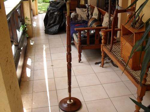 RETRO MAHOGANY STANDARD LAMP BASE (NO SHADE!) WORTH A LOOK!