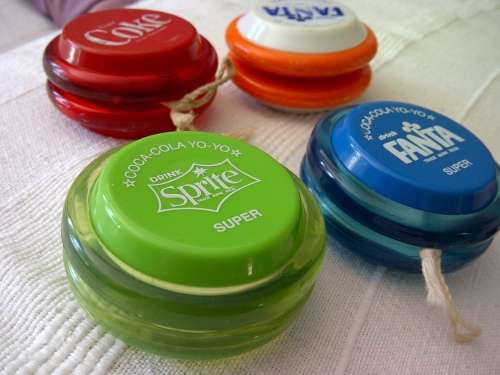 YOYO'S  (fanta yoyo has no string)
