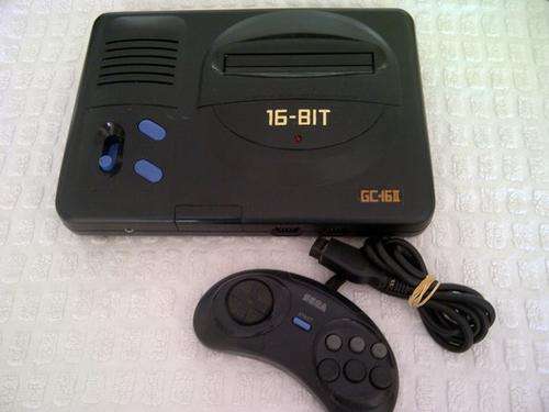 16 bit old school gaming console, plays sega games, untested