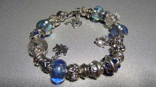 GORGEOUS PANDORA FASHION CHARM BRACELET!!!