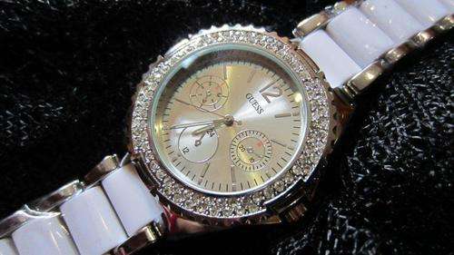 LADIES GUESS WATCH!!!!