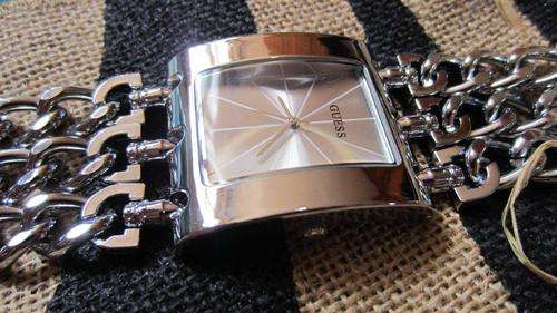 LADIES GUESS WATCH - WHITE FACE!!!!