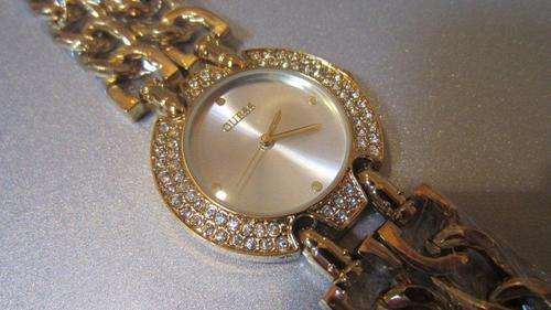 GUESS LADIES WATCH - GOLD ROUND DIAMOND FACE!!!
