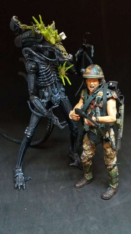 Aliens 7" Figure - Corporal Dwayne Hicks vs Xenomorph Warrior