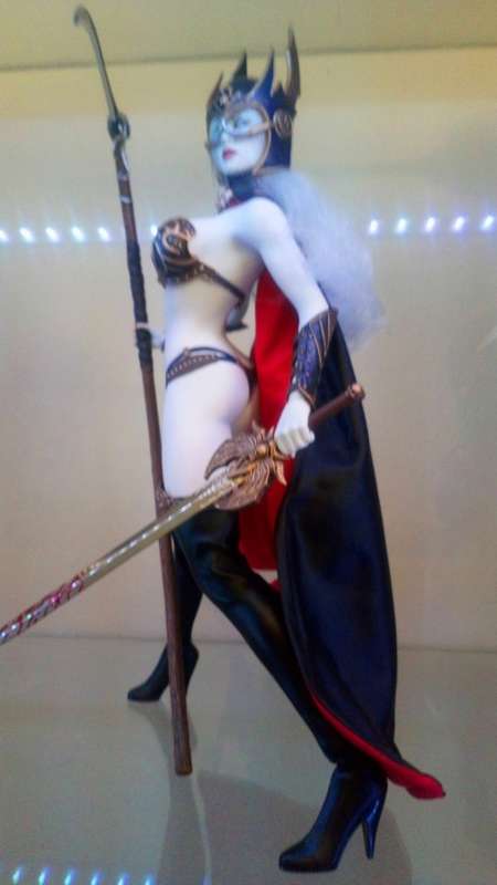 Phicen TBL 1/6 scale Lady Death figure v2
