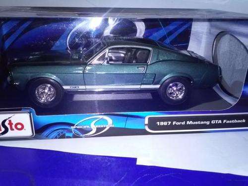 1967 Ford Mustang GTA Fastback - Maisto - 1:18