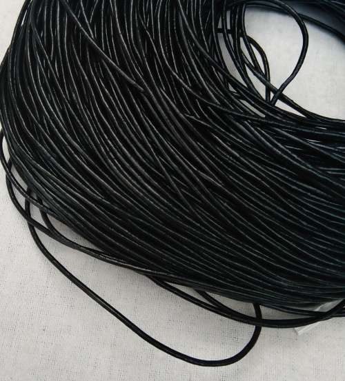 Cowhide Leather Cord, Black. 1.5mm thick, sold per meter