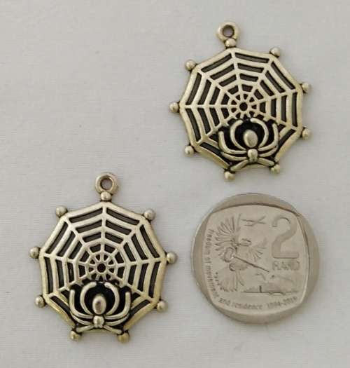2 x Spider Web Pendants, Antique Silver, 30mm x 27mm, hole 2mm