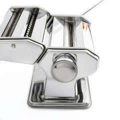 PASTA MAKER MACHINE