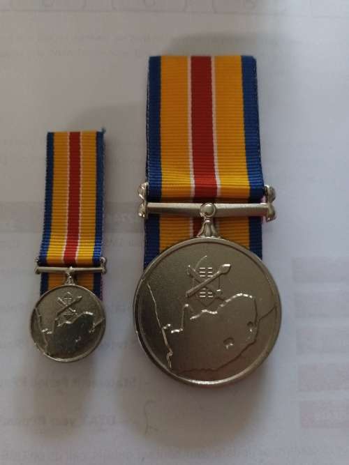 SADF  - South Africa Service medal - Full size & Mini - Original