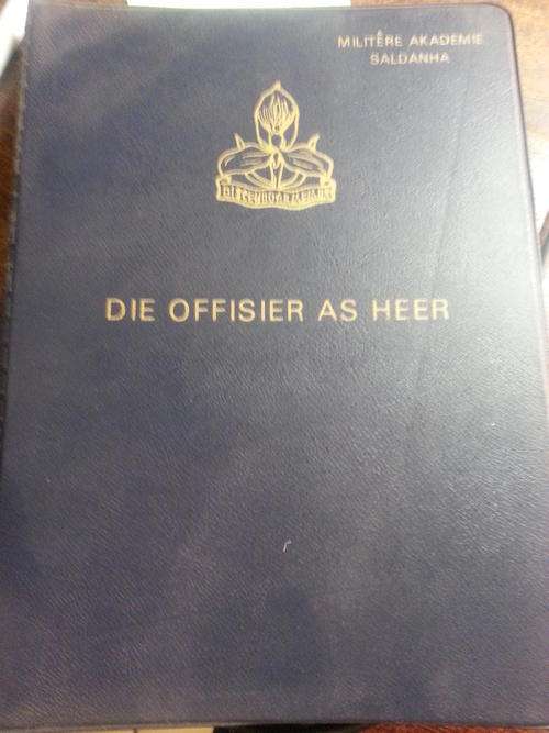 Die Offisier as Heer - Military Academy Saldana