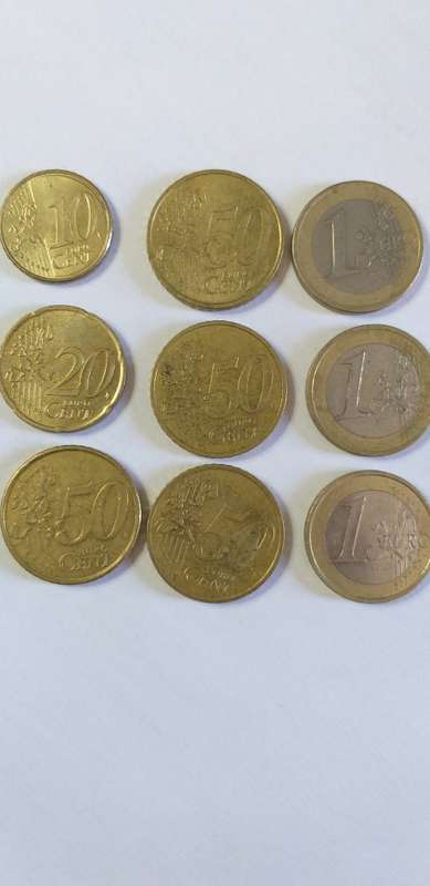 Euro Coin lot: 5.30