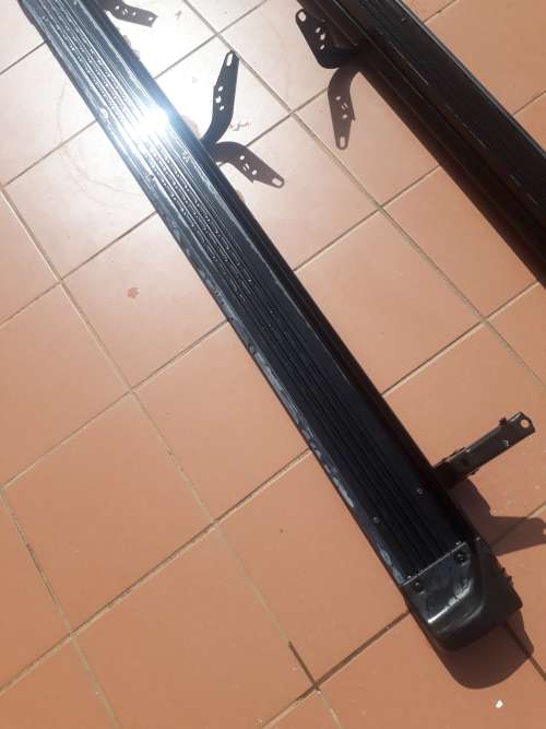 Side steps Toyota Fortuner/Hilux 2007-2011 Range