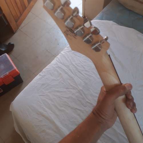 Guitar Cort X100