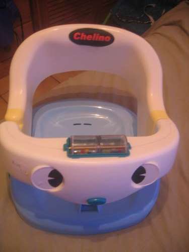 Chelino bath chair