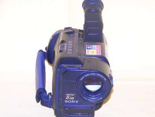 SONY Handycam Video Camera CCD-TR311E