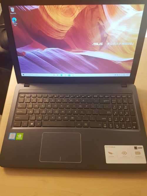 ASUS VIVOBOOK X543U**7TH GEN i7-7500U**8GB DDR4**1TB HDD**2GB NVIDIA MX110**15.6" LED**WIN10 HOME