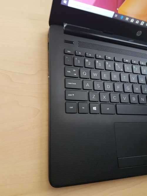 HP 14-cm0xxx | AMD A4-9125 | 4GB RAM  | 64GB eMMC DRIVE | 14" LED | WIN10 HOME