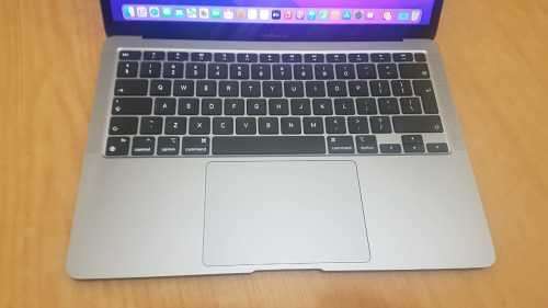 Apple MacBook Air (13-inch 2020) M1 Chip 8 core CPU 7 core GPU 8GB Memory 256GB SSD Space Grey