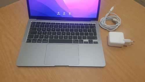 Apple MacBook Air (13-inch 2020) M1 Chip 8 core CPU 7 core GPU 8GB Memory 256GB SSD Space Grey