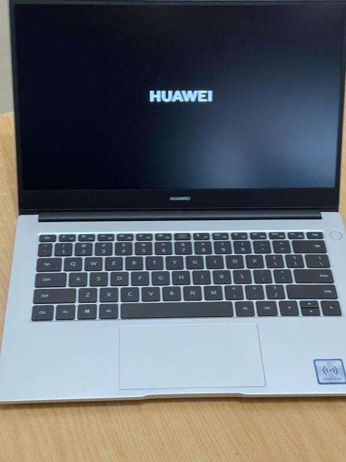 HUAWEI MATEBOOK D14 | 10TH GEN CORE i5-10210U | 8GB DDR4 | 512GB | 2GB NVIDIA MX250 | 14" FHD IPS