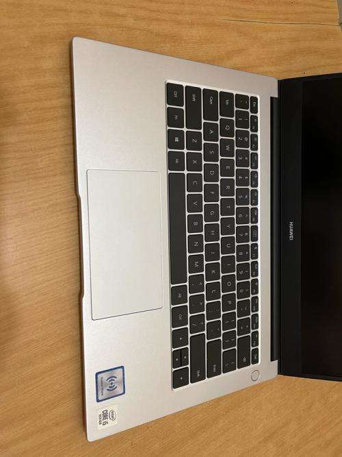 HUAWEI MATEBOOK D14 | 10TH GEN CORE i5-10210U | 8GB DDR4 | 512GB | 2GB NVIDIA MX250 | 14" FHD IPS