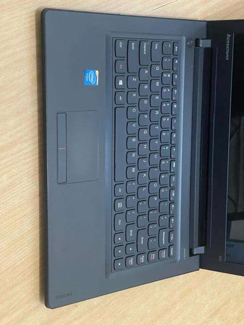 LENOVO IDEAPAD 300 | INTEL CELERON N3050 CPU | 4GB RAM | 500GB HDD | 14" HD LED | WIN10 HOME