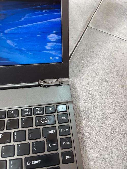 TOSHIBA PORTEGE Z930 ULTRABOOK | CORE i7-3687U | 4GB RAM | 128GB SSD | 13.3" LED | 3G SLOT |