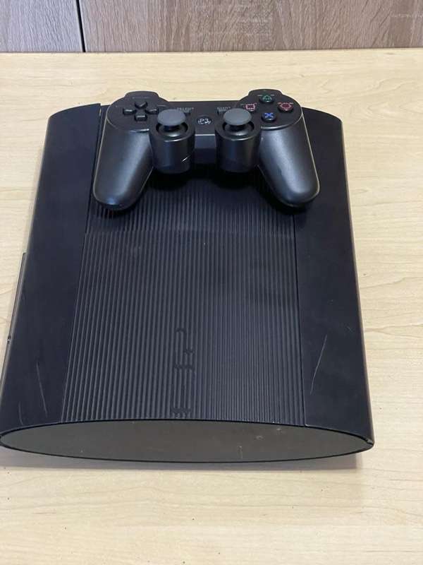 PLAYSTATION 3 500GB SLIM