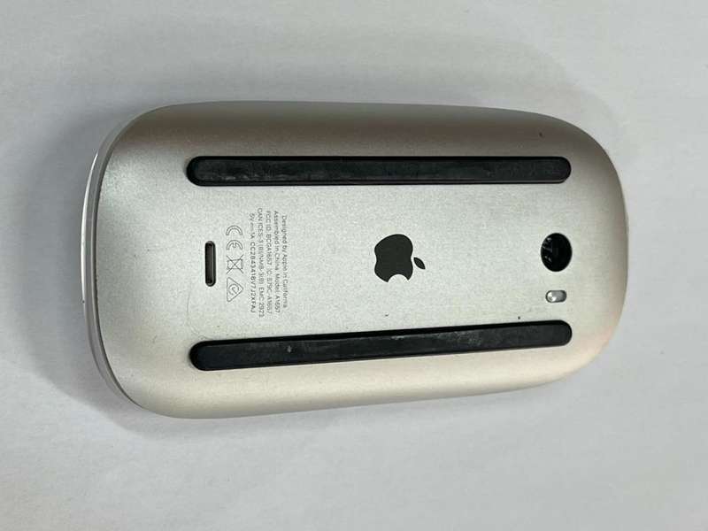 Apple Magic Mouse - White Multi-Touch Surface