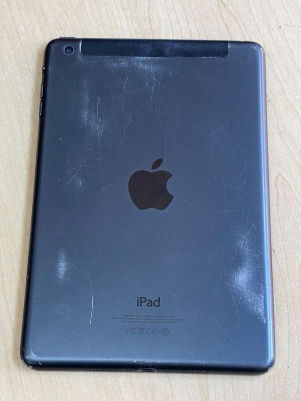 APPLE iPAD MINI  | 16GB  | Wi-Fi + CELLULAR | 7.9` | BLACK